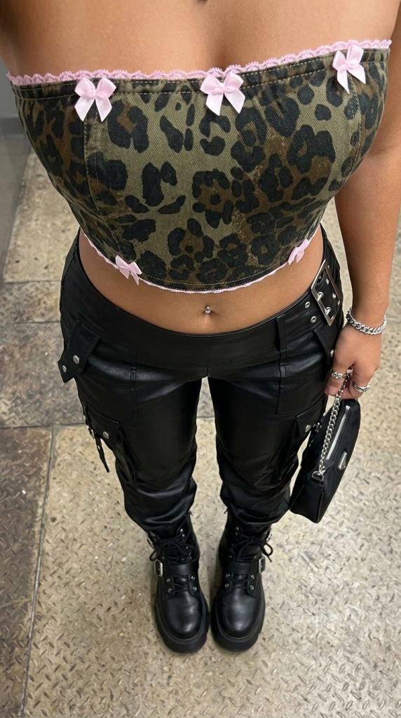 leopard print top outfit pov 20261017180128